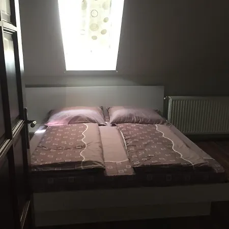 Marcsi Haz *